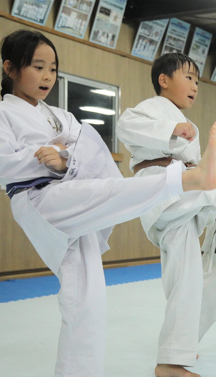 戦績メインビジュアル